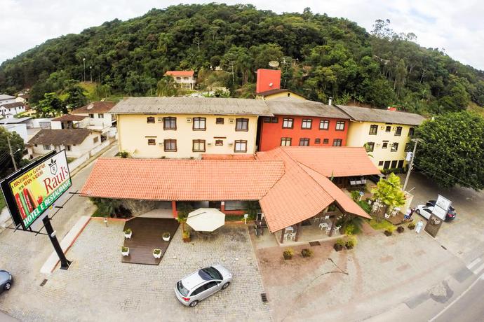 Imagen general del Hotel Raul's. Foto 13