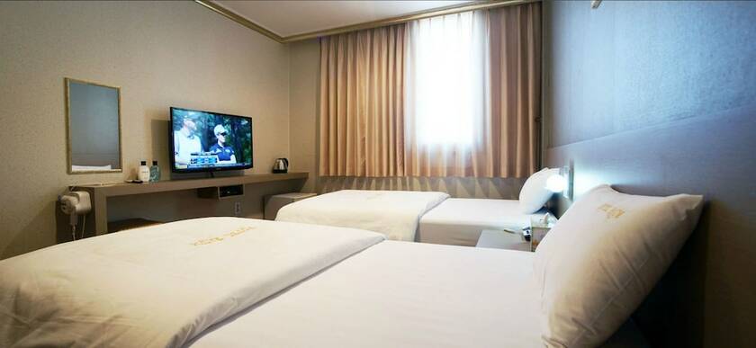 Imagen general del Hotel Raum. Foto 10