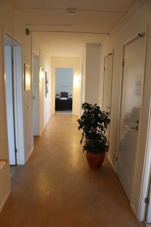 Imagen de la habitación del Hotel R&auml;ddningsskolans l&auml;genhetshotell. Foto 9