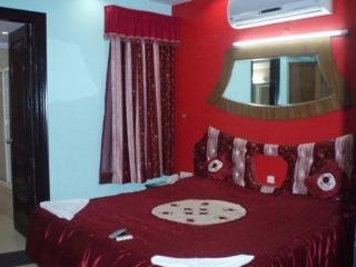 Imagen de la habitación del Hotel Raunak International. Foto 5