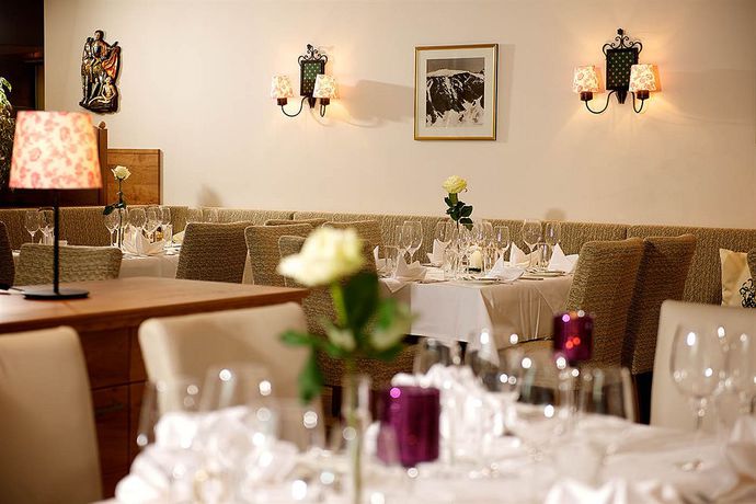 Imagen del bar/restaurante del Hotel Rauriserhof. Foto 4
