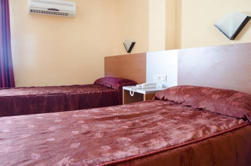 Imagen de la habitación del Hotel Rausan. Foto 4