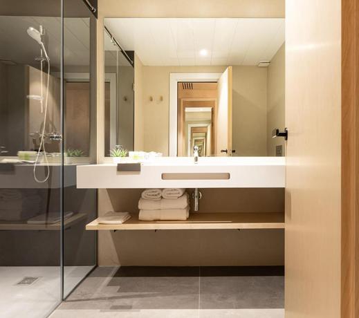 Imagen de la habitación del Hotel Raval House. Foto 3