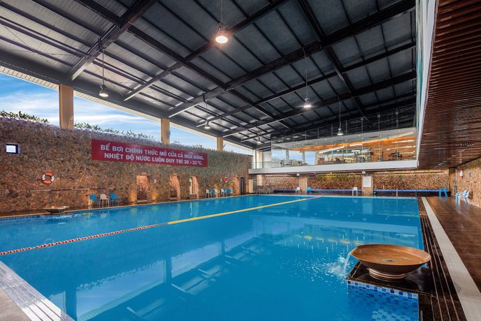 Imagen de la piscina del Hotel Ravatel Style Bac Giang. Foto 18