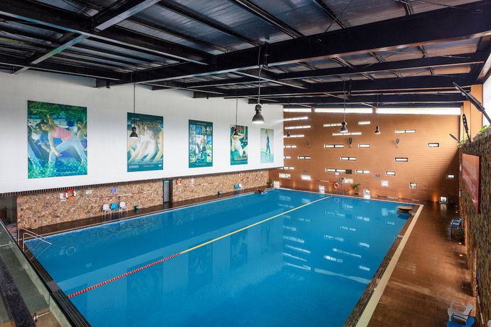 Imagen de la piscina del Hotel Ravatel Style Bac Giang. Foto 19