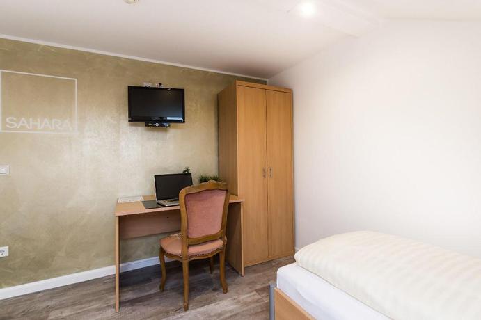 Imagen de la habitación del Hotel Rave. Foto 2