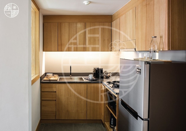 Imagen de la habitación del Hotel Raveevan Santidham. Foto 10