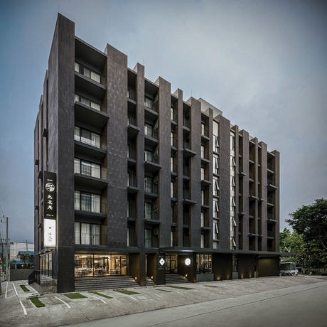Imagen general del Hotel Raveevan Santidham. Foto 1