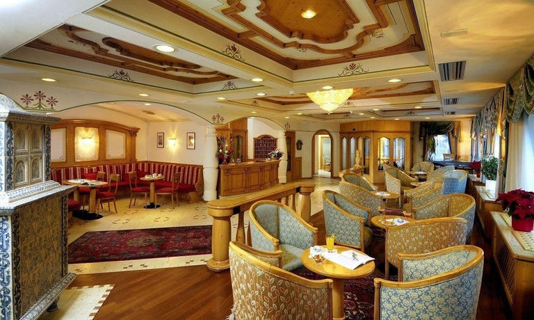 Imagen de los interiores del Hotel Ravelli. Foto 12