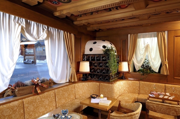 Imagen de los interiores del Hotel Ravelli. Foto 13