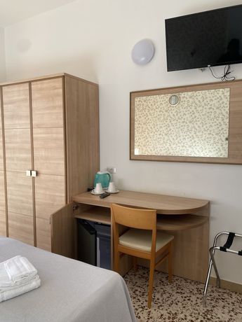 Imagen de la habitación del Hotel Ravello Rimini. Foto 9