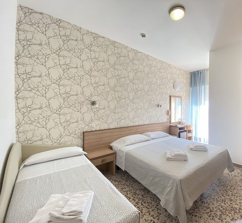 Imagen de la habitación del Hotel Ravello Rimini. Foto 16