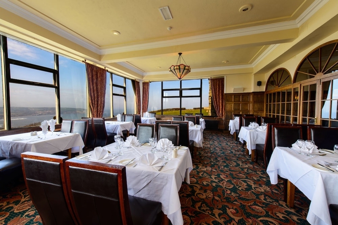 Imagen del bar/restaurante del Hotel Raven Hall Country House. Foto 4