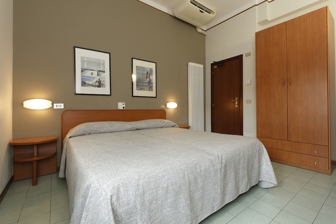Imagen de la habitación del Hotel Ravenna. Foto 4