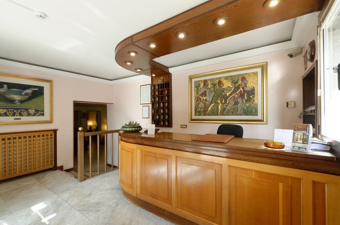 Imagen de los interiores del Hotel Ravenna. Foto 18