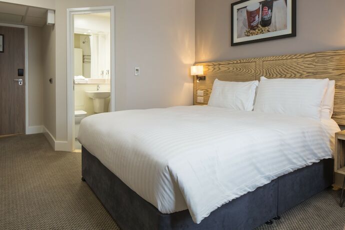 Imagen general del Hotel Raven's Cliff, Motherwell by Marston\'s Inns. Foto 6