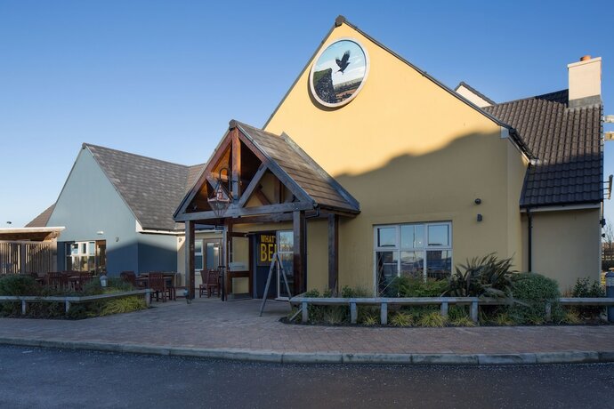 Imagen general del Hotel Raven's Cliff, Motherwell by Marston\'s Inns. Foto 8