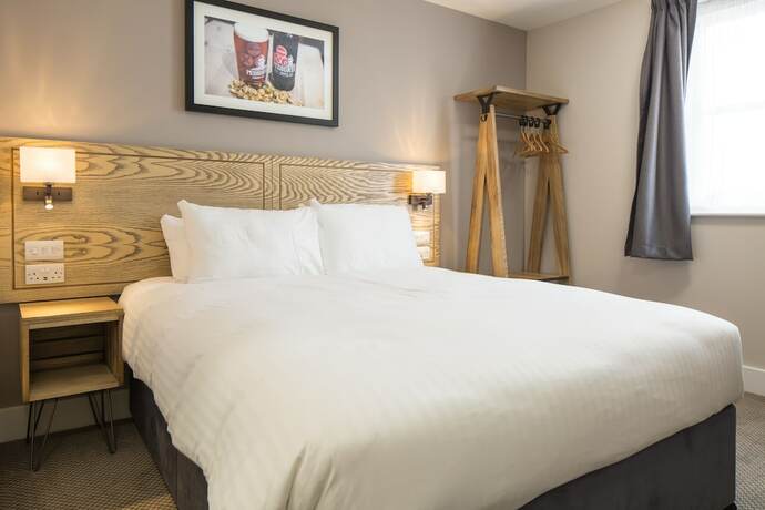 Imagen de la habitación del Hotel Raven's Cliff, Motherwell by Marston\'s Inns. Foto 20