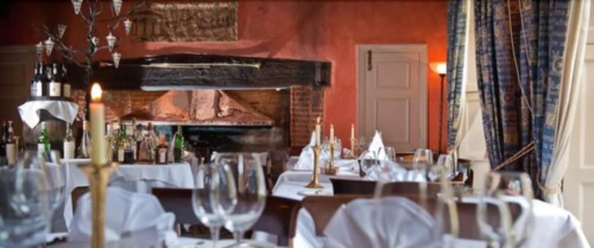 Imagen del bar/restaurante del Hotel Ravenwood Hall. Foto 3