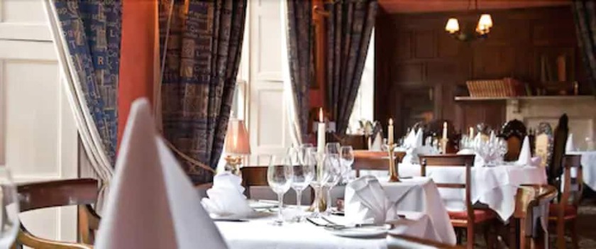 Imagen del bar/restaurante del Hotel Ravenwood Hall. Foto 6