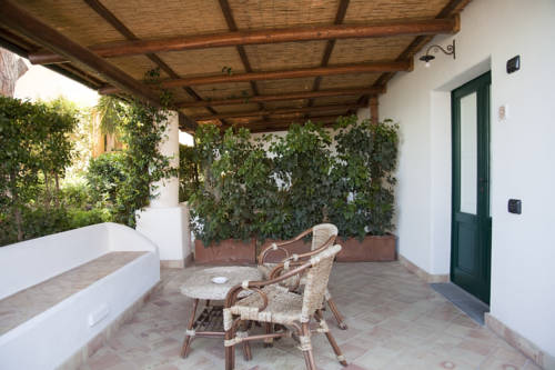 Imagen de la habitación del Hotel Ravesi. Foto 3