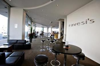 Imagen de los interiores del Hotel Ravesis. Foto 15