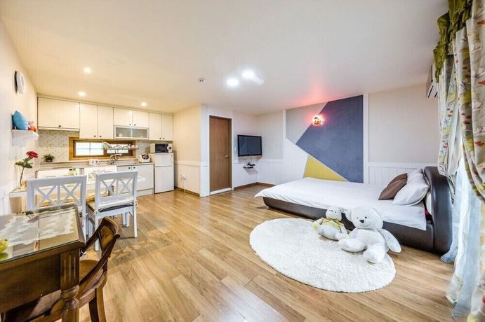 Imagen de la habitación del Hotel Ravie Pension. Foto 4