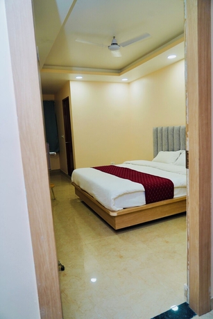 Imagen de la habitación del Hotel Ravika Grand Hotel and Banquet. Foto 11