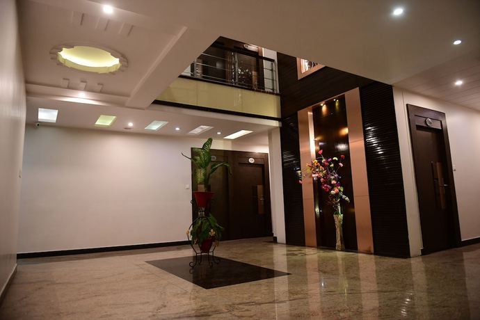 Imagen de la habitación del Hotel Ravisha Continental. Foto 7