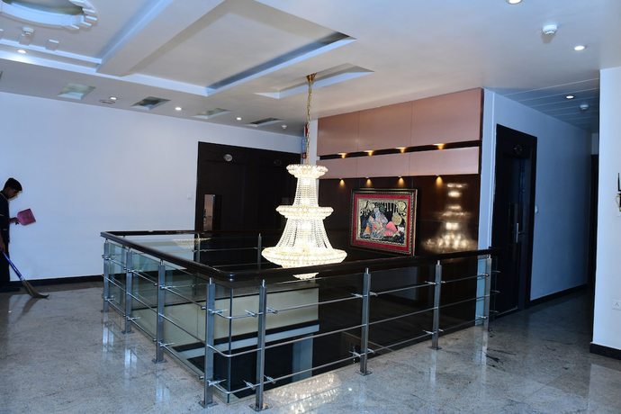 Imagen general del Hotel Ravisha Continental. Foto 2
