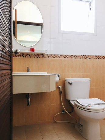 Imagen de la habitación del Hotel Rawai Guesthouse. Foto 12