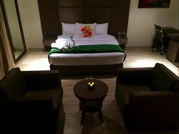 Imagen de la habitación del Hotel Rawda. Foto 10