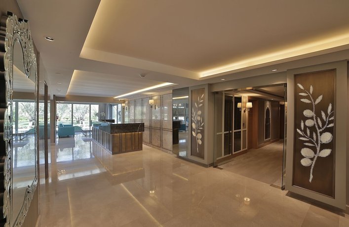 Imagen de los interiores del Hotel Rawda Resort Hotel Altinoluk. Foto 18