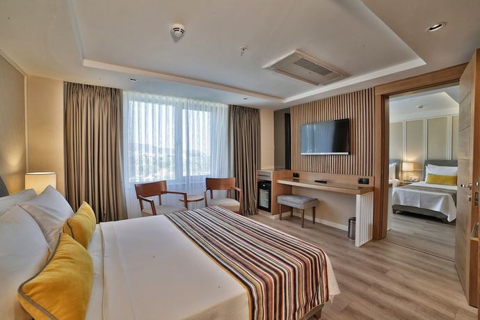 Imagen de la habitación del Hotel Rawda Resort Hotel Altinoluk. Foto 7