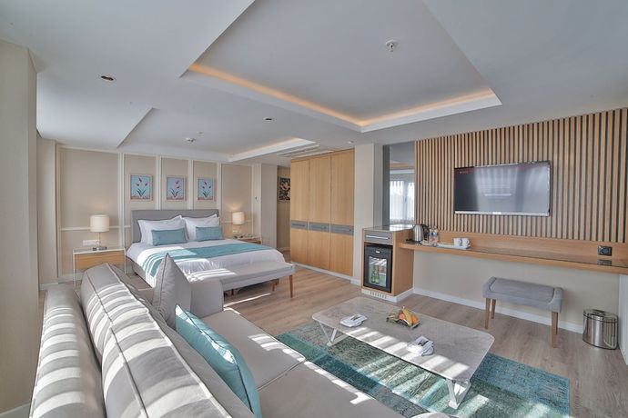 Imagen de la habitación del Hotel Rawda Resort Hotel Altinoluk. Foto 10