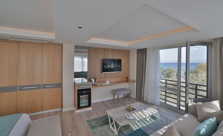 Imagen de la habitación del Hotel Rawda Resort Hotel Altinoluk. Foto 11