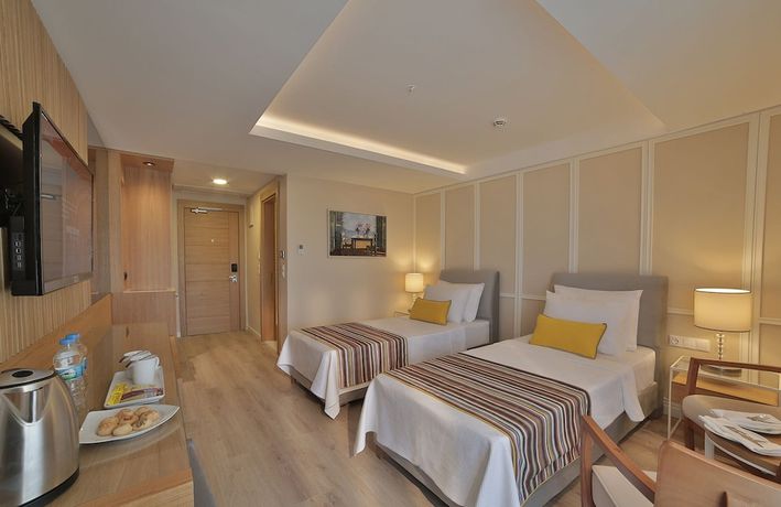Imagen de la habitación del Hotel Rawda Resort Hotel Altinoluk. Foto 12