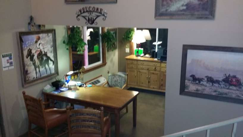 Imagen de los interiores del Hotel Rawlins Western Lodge. Foto 7