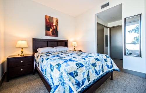 Imagen de la habitación del Hotel Ray W. Suites. Foto 2