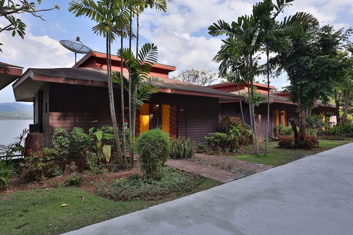 Imagen de la habitación del Hotel Raya Buri Resort. Foto 2