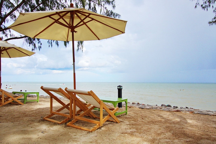 Imagen de los exteriores del Hotel Raya Resort Cha-am. Foto 6