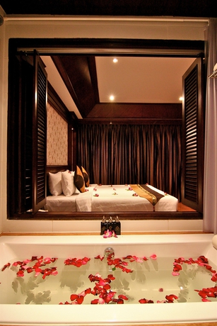 Imagen de la habitación del Hotel Rayaburi Patong. Foto 5