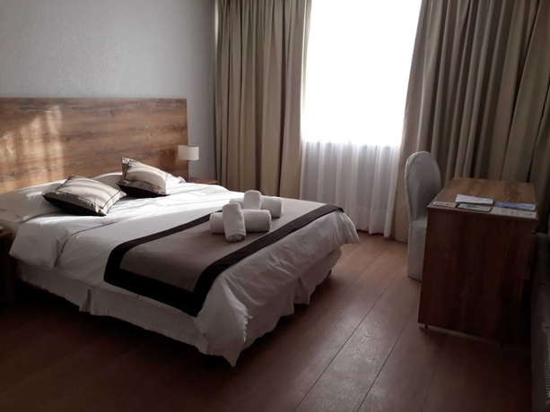 Imagen de la habitación del Hotel Rayentray Tehuelche. Foto 9