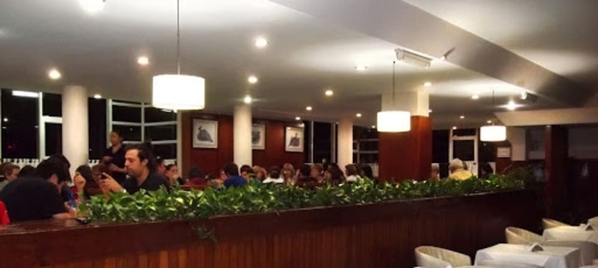 Imagen del bar/restaurante del Hotel Rayentray Tehuelche. Foto 4