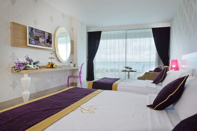 Imagen de la habitación del Hotel Raymar Resort and Aqua. Foto 9