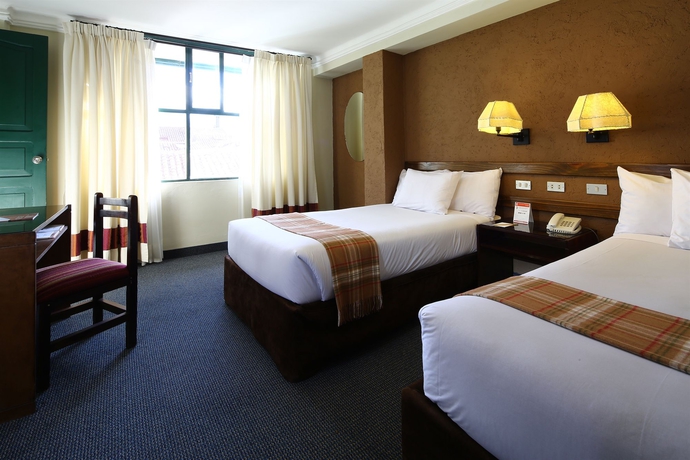Imagen de la habitación del Hotel Raymi. Foto 14
