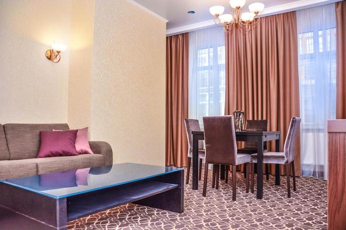 Imagen de la habitación del Hotel Raymond. Foto 6