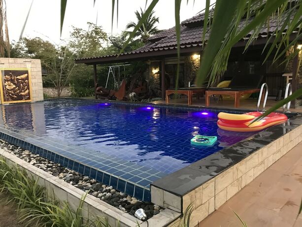 Imagen de la habitación del Hotel Rayong Rental Pool Villas. Foto 29
