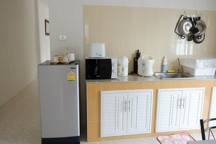 Imagen general del Hotel Rayong Seaview Apartment. Foto 12