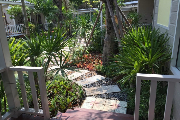 Imagen de los exteriores del Hotel Rayonghouse Resort. Foto 14